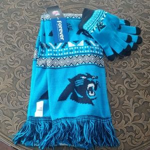 NFL Carolina Panthers scarf & glove combo